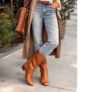 Vintage FRYE Kitten Heel Leather Boots Size 6